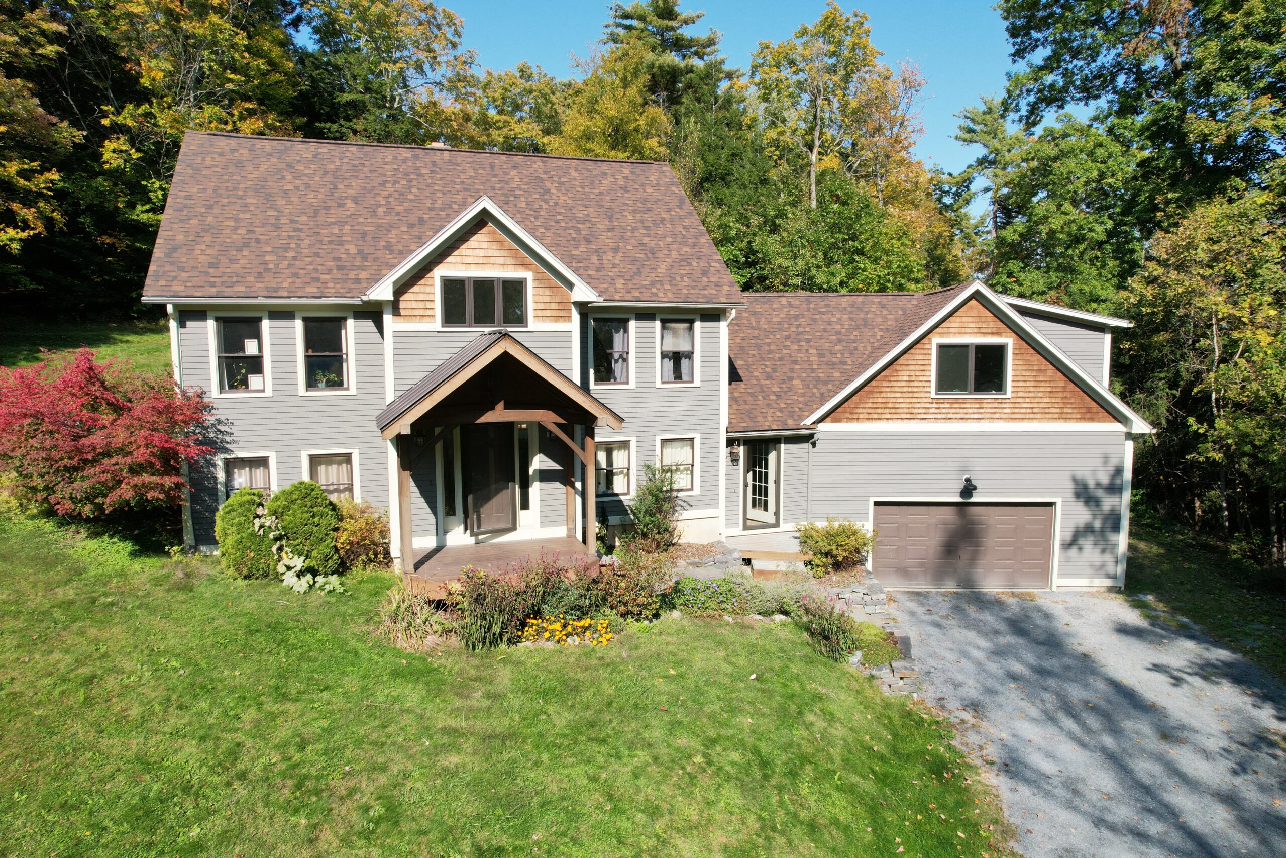 Asphalt Shingle Roof Replacement, Owens Corning – Modern Farmhouse in Charlotte, VT